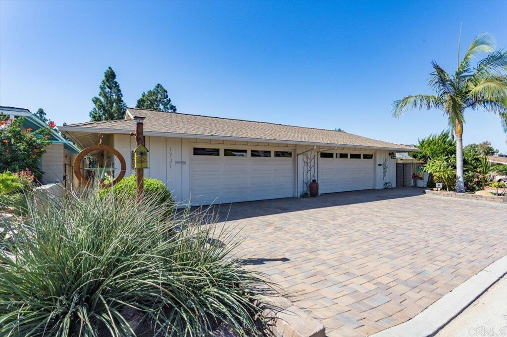 Property Photo:  1721 San Pablo Drive  CA 92078 