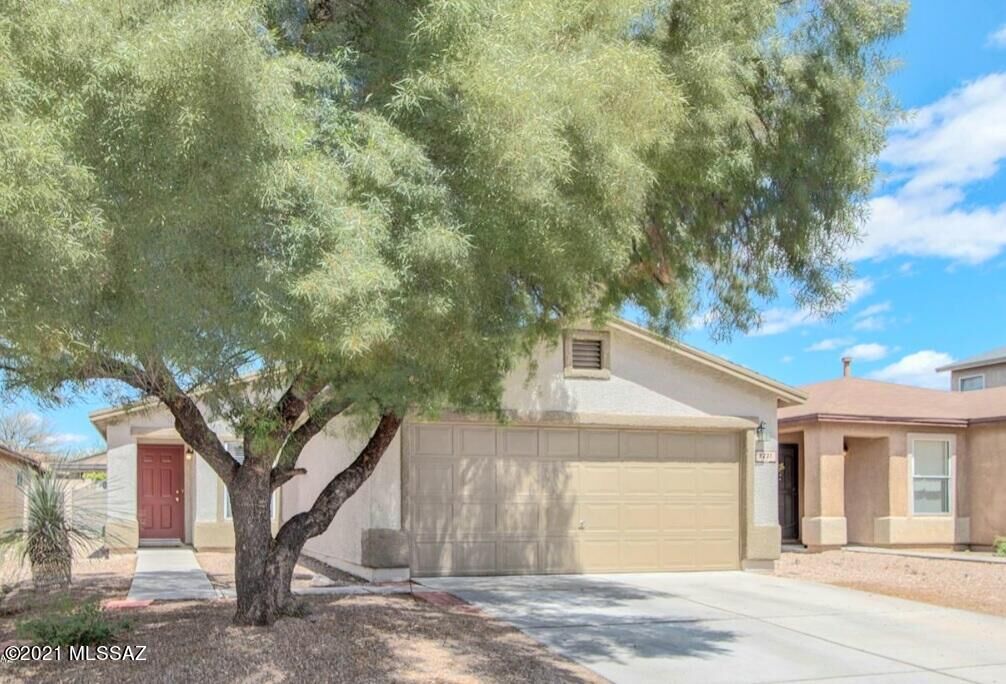 Property Photo:  6231 S Sun View Way  AZ 85706 