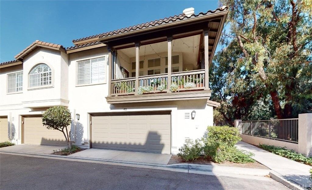 Property Photo:  40 Tierra Montanosa  CA 92688 