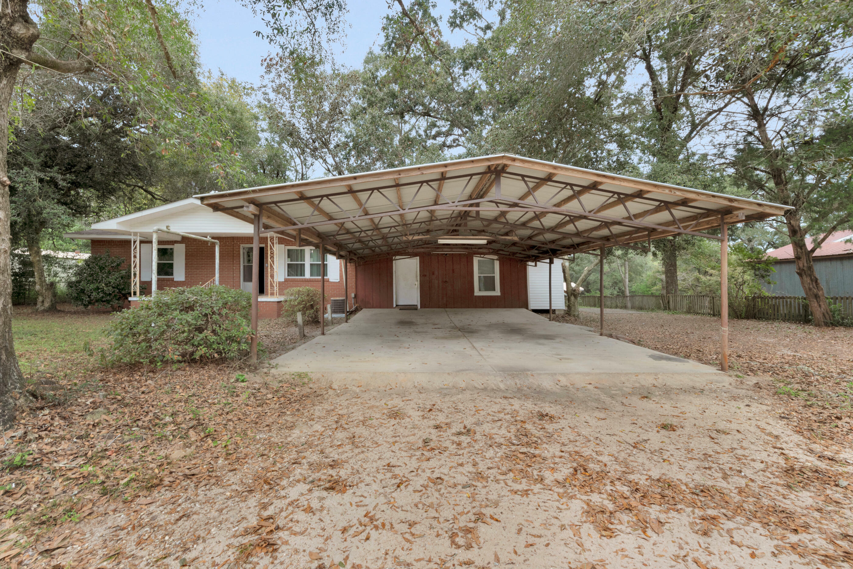 Property Photo:  2365 Susan Drive  FL 32536 