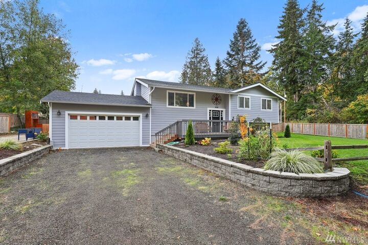 Property Photo:  8018 E Cricket Lane  WA 98366 