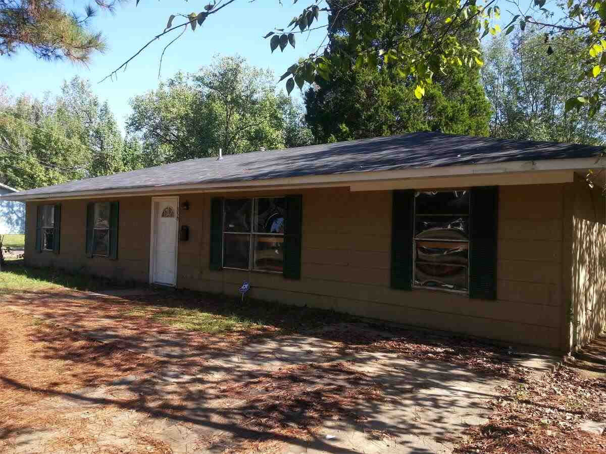 Property Photo: 350 N Flag Chapel Road MS 39213