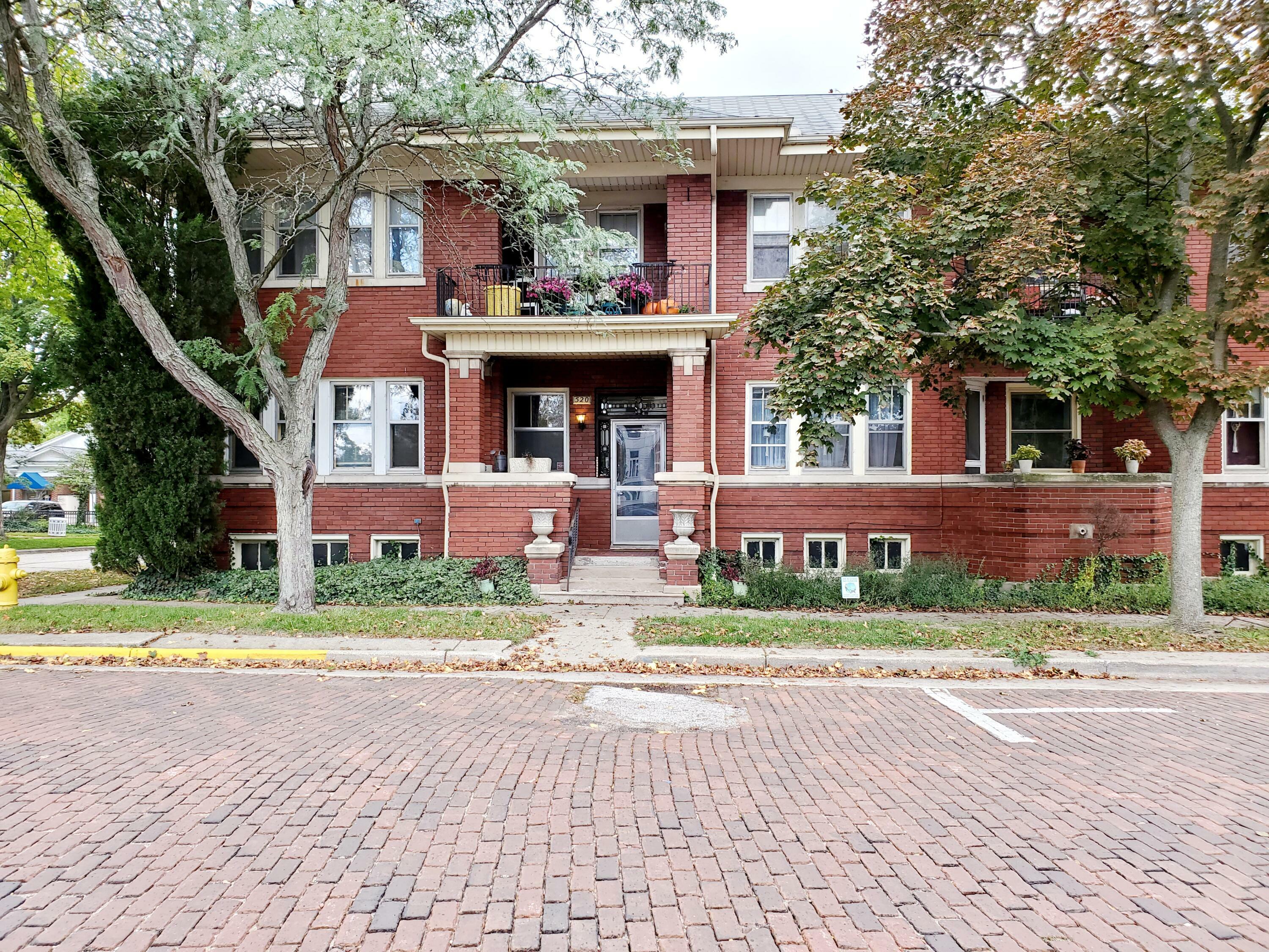 Property Photo:  520 State Street  MI 49085 