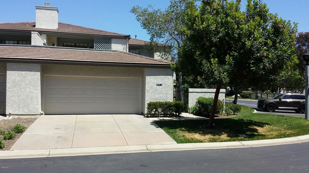 Property Photo:  674 Beachport Drive  CA 93041 