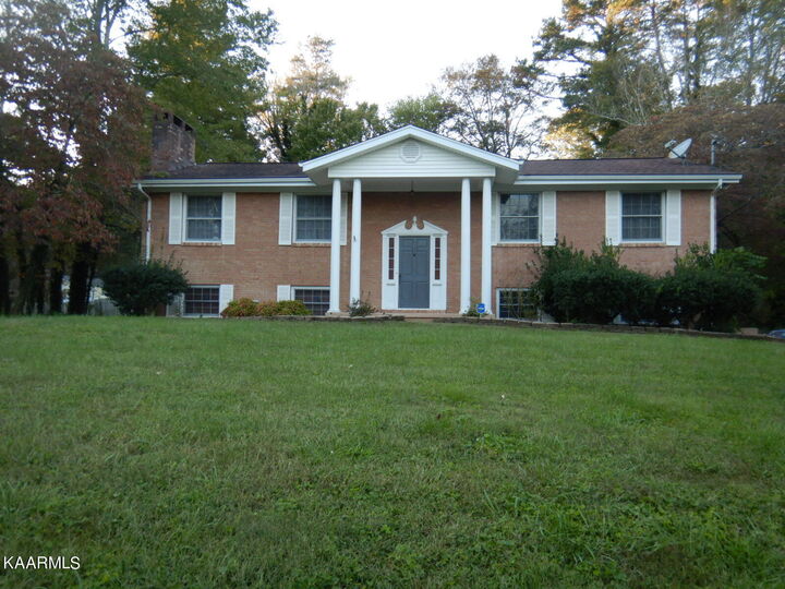 115 Monticello Rd  Oak Ridge TN 37830 photo