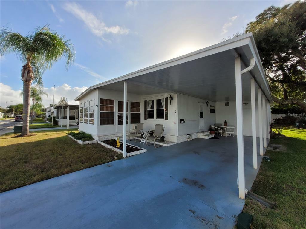 Property Photo: 242 Harmony Way FL 34689