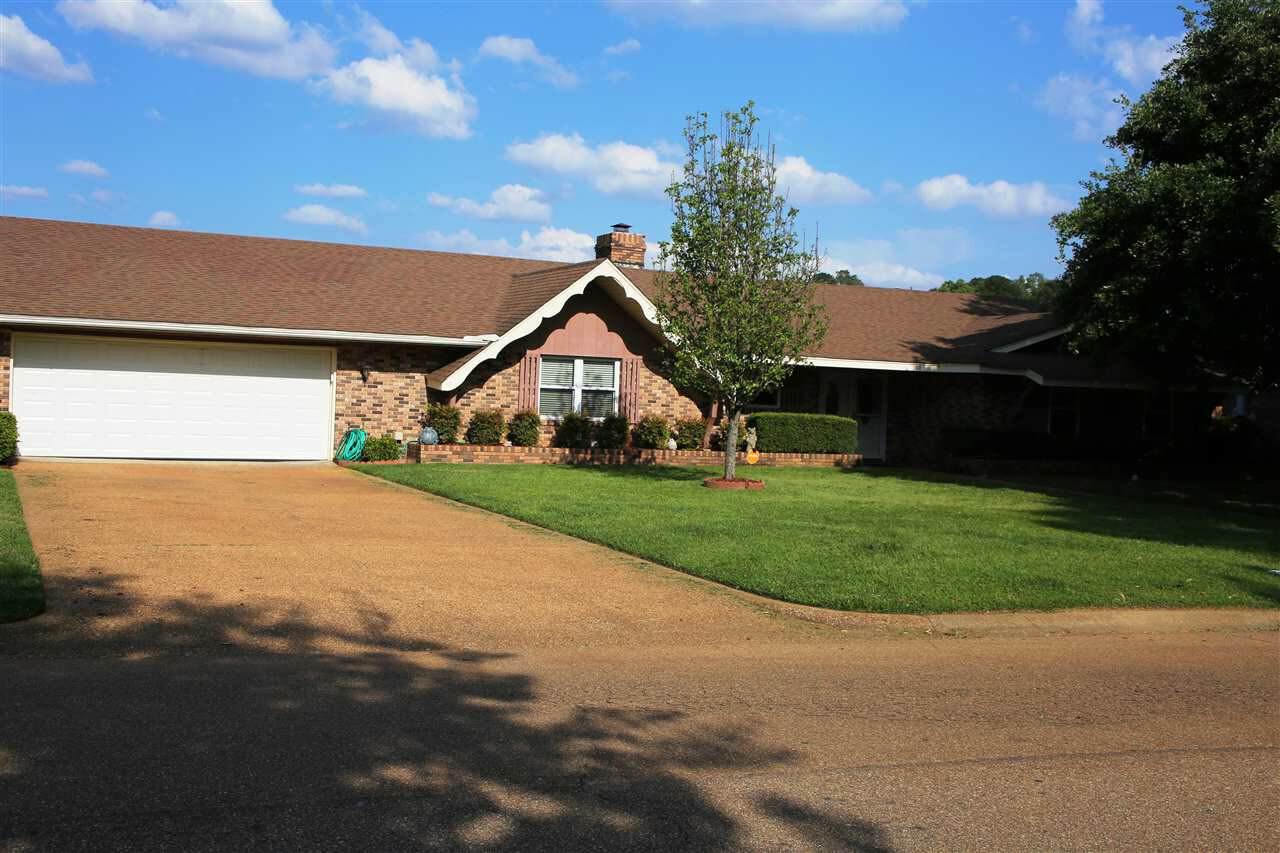 Property Photo:  32 Stonegate Drive  MS 39042 