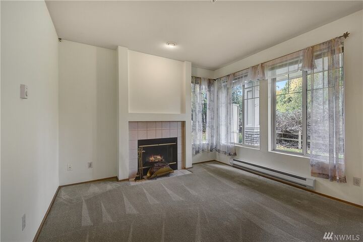 Property Photo: 23301 59th Place S 18-1 WA 98032