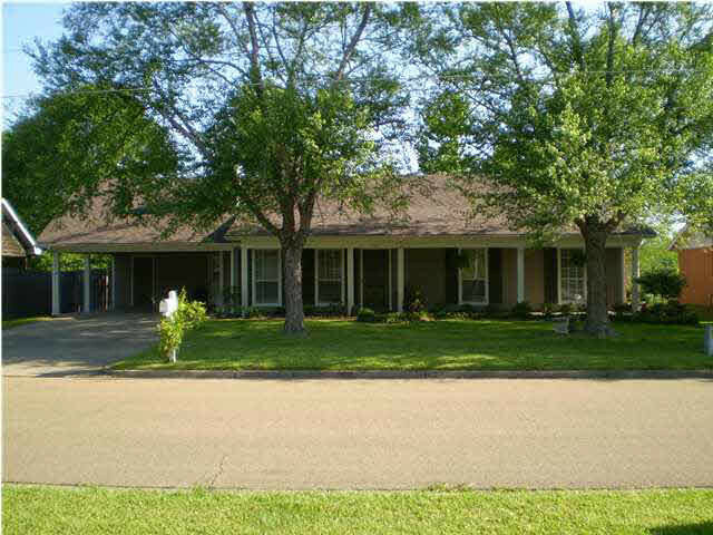 Property Photo:  306 Beaver Creek Drive  MS 39157 