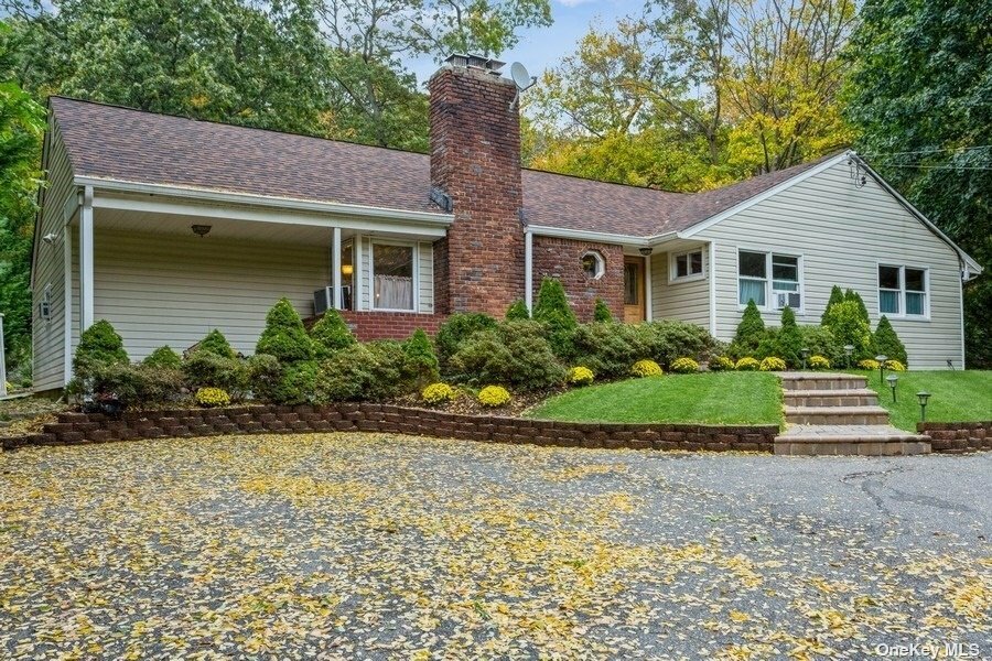 Property Photo:  664 Park Avenue  NY 11743 