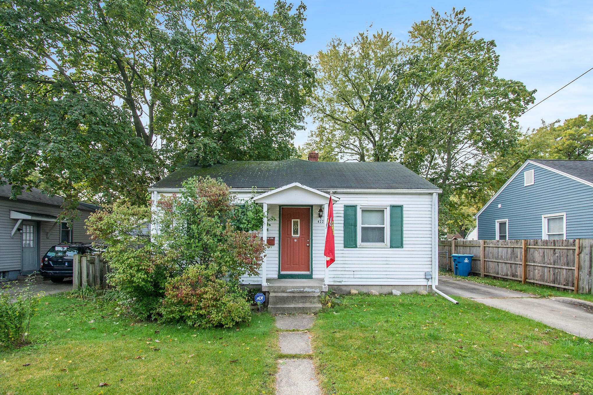 Property Photo:  422 Cornell Drive  MI 49017 