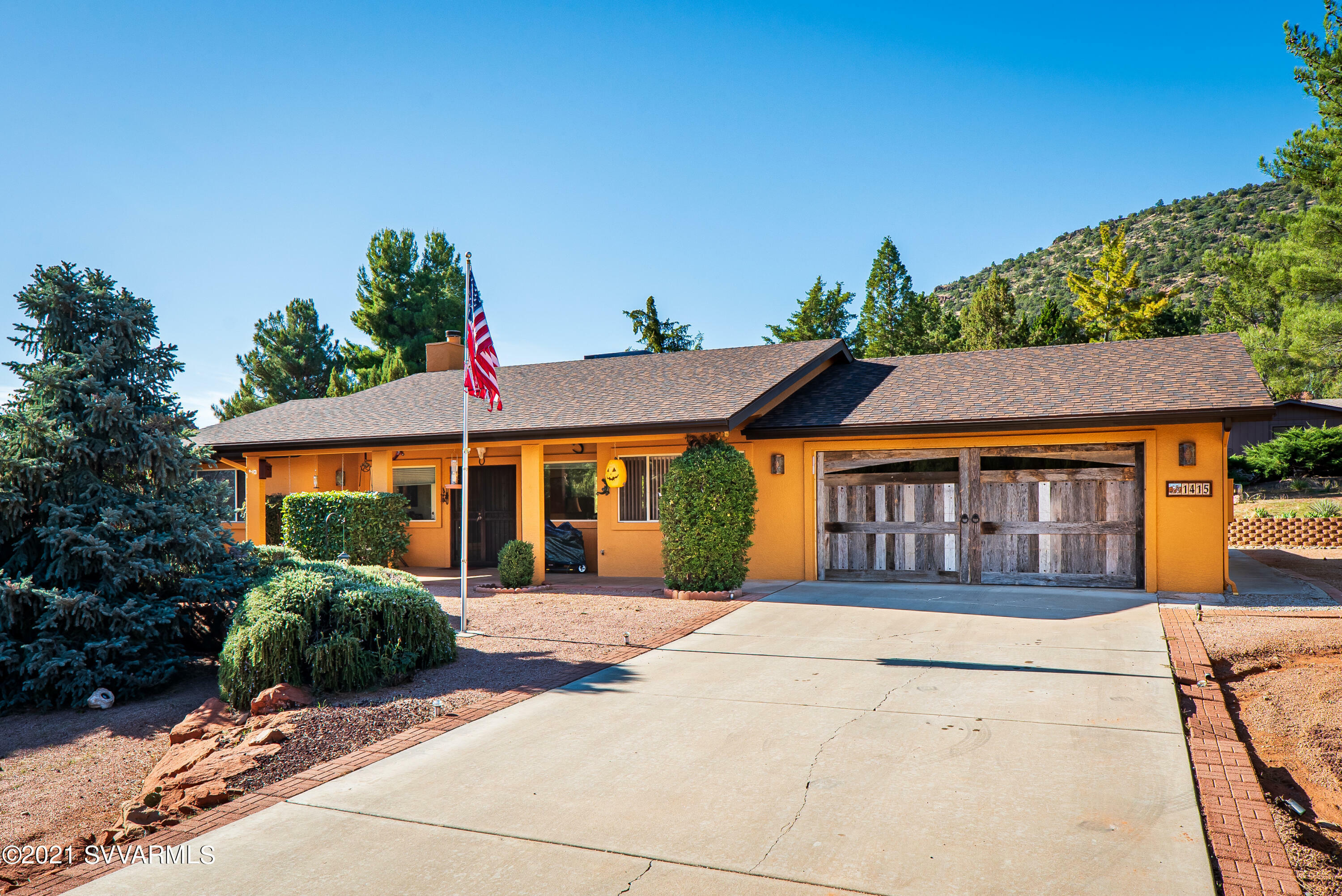 Property Photo:  1415 Verde Valley School Rd  AZ 86351 