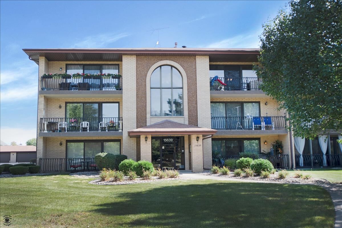 Property Photo:  15639 Garden View Court 3B  IL 60462 