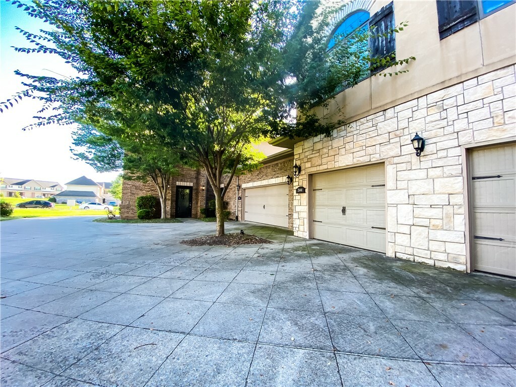 Property Photo:  2644 S Everest Avenue  AR 72758 