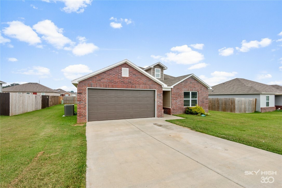 Property Photo:  888 Evans Circle  AR 72713 