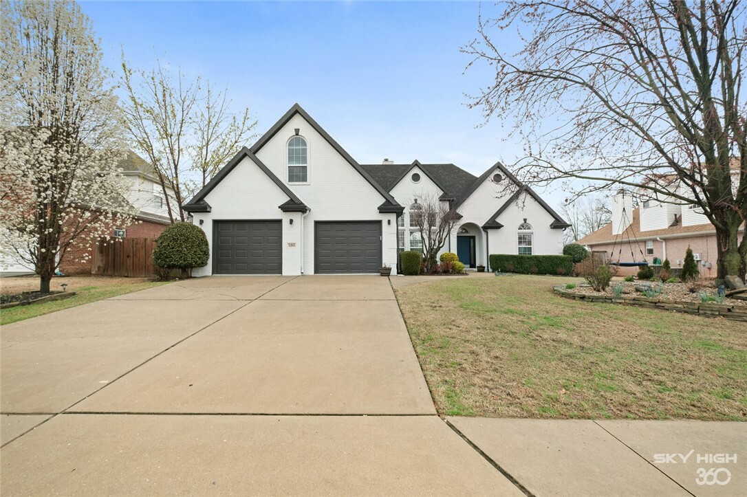 Property Photo:  5203 S 46th Street  AR 72758 