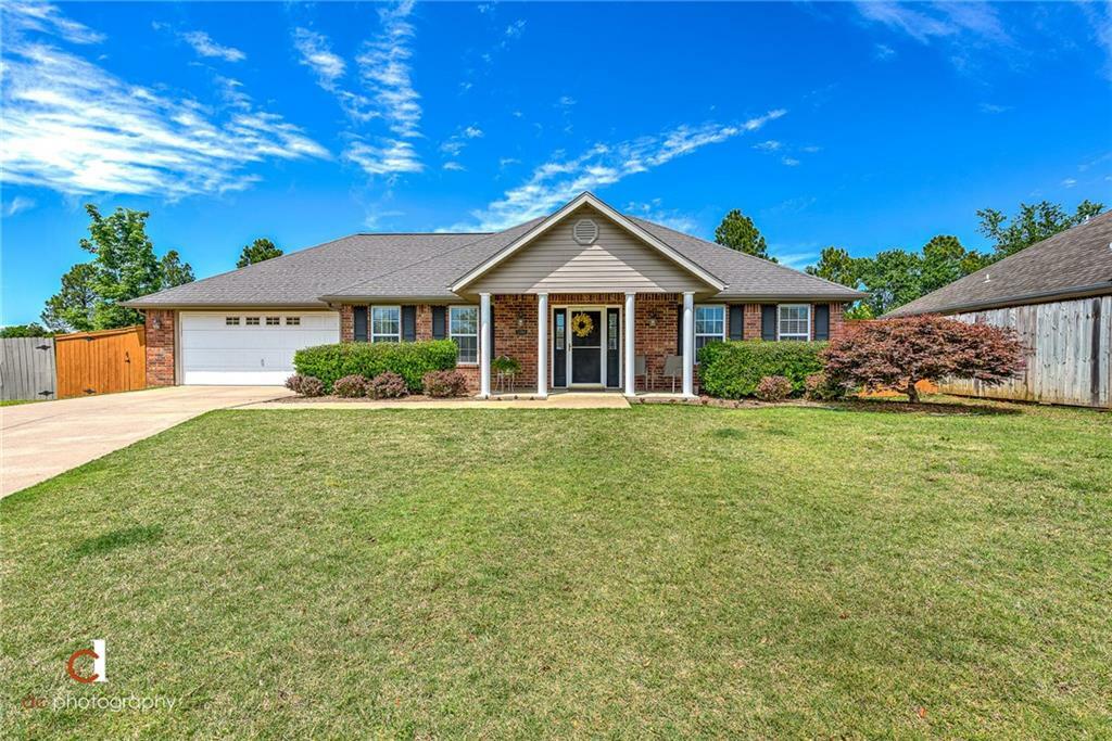 Property Photo:  1300 Hunter Ridge  AR 72761 