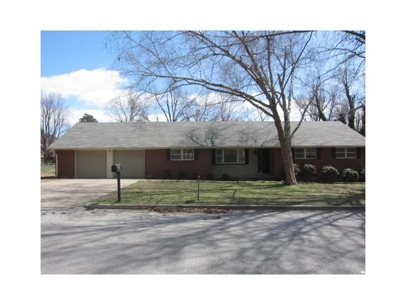Property Photo:  2013 S 17th Street  AR 72758 