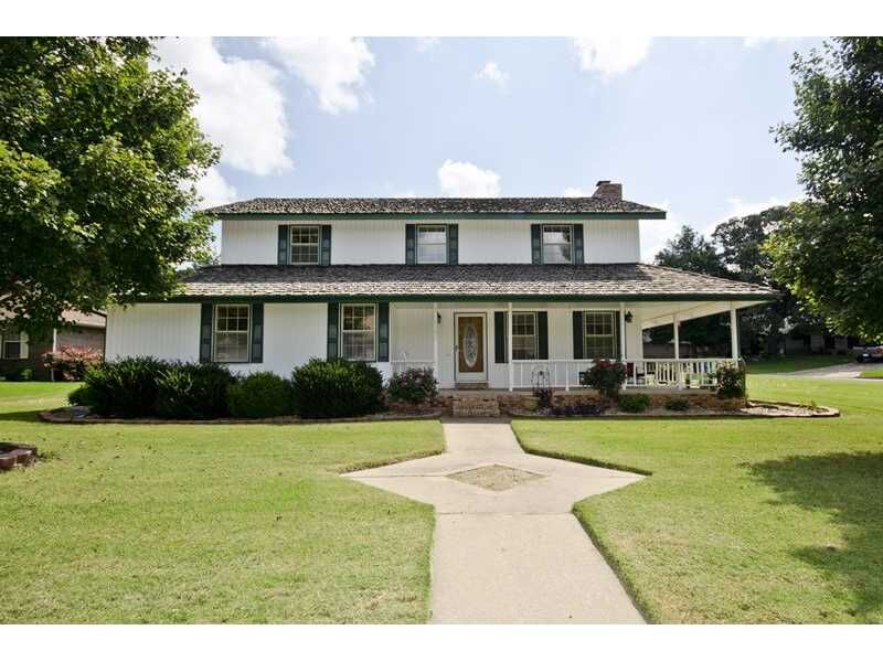 Property Photo: 1300 NW K Street AR 72712