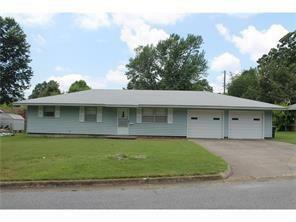 Property Photo:  920 N 11th Street  AR 72756 