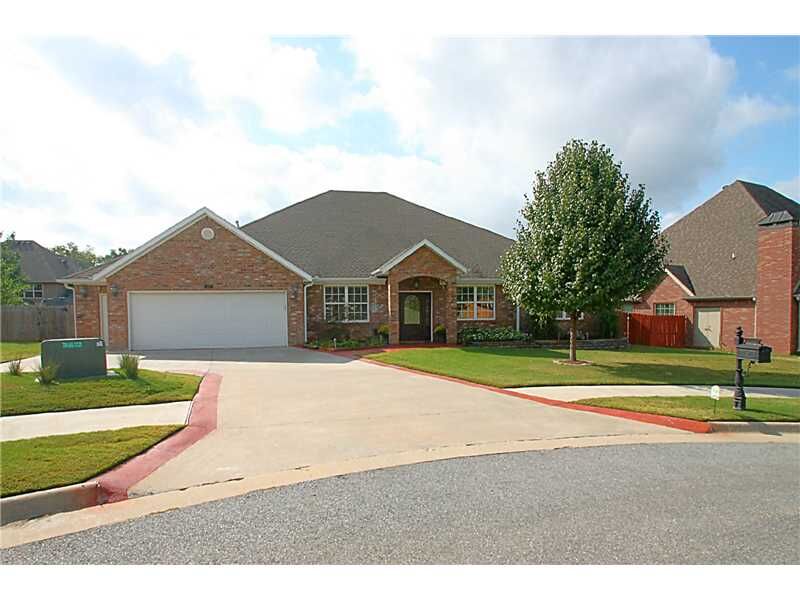 Property Photo: 4202 NE Cascade Cove AR 72712