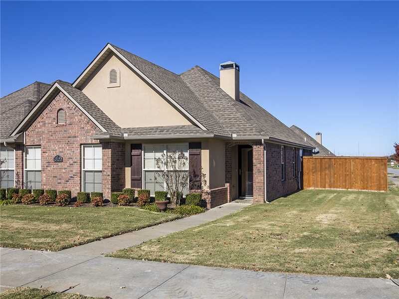Property Photo: 3100 SW Hillstone Avenue AR 72712