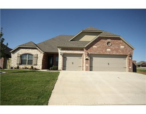 Property Photo: 6502 S 48 Street AR 72758