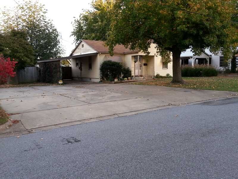 Property Photo:  705 Crouch Street  AR 72764 