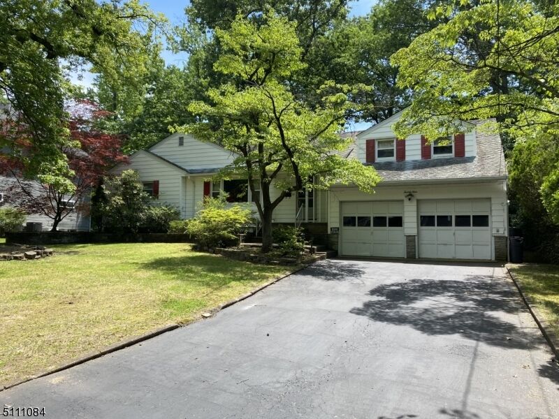 Property Photo:  29 Orange Pl  NJ 07470 