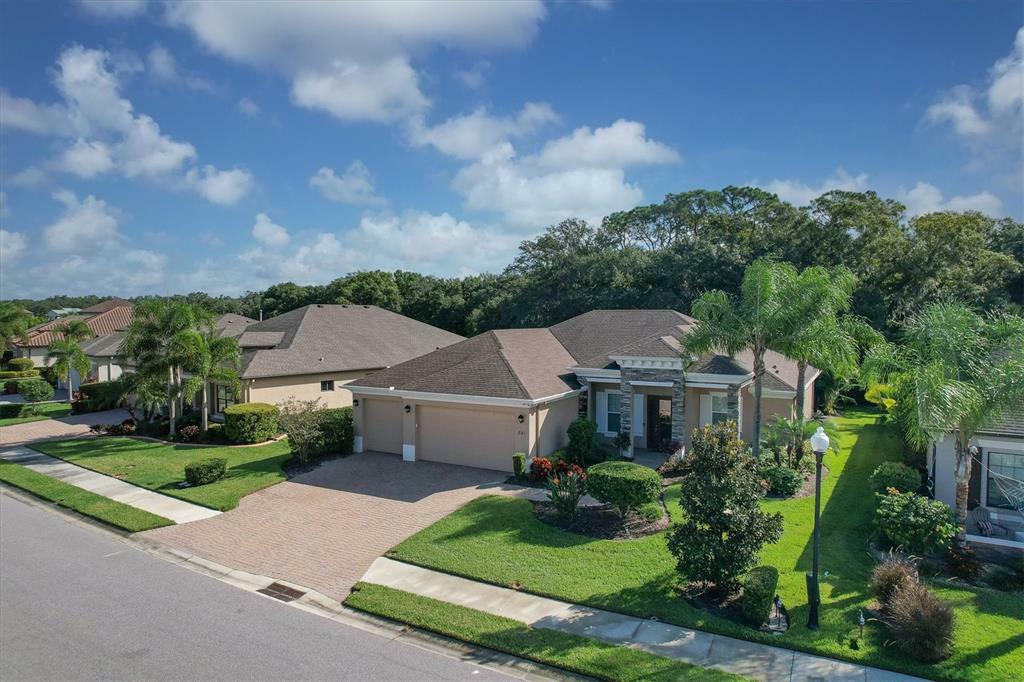 Property Photo: 541 Chantilly Trail FL 34212