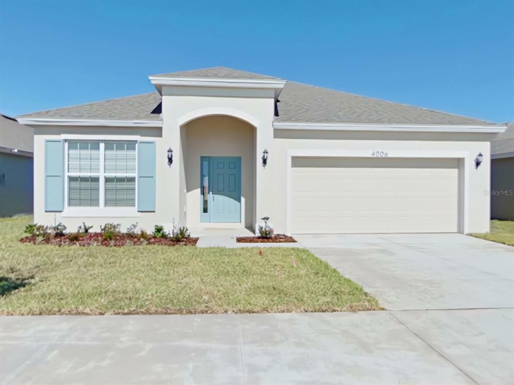 Property Photo: 3818 Whitney Way FL 33844