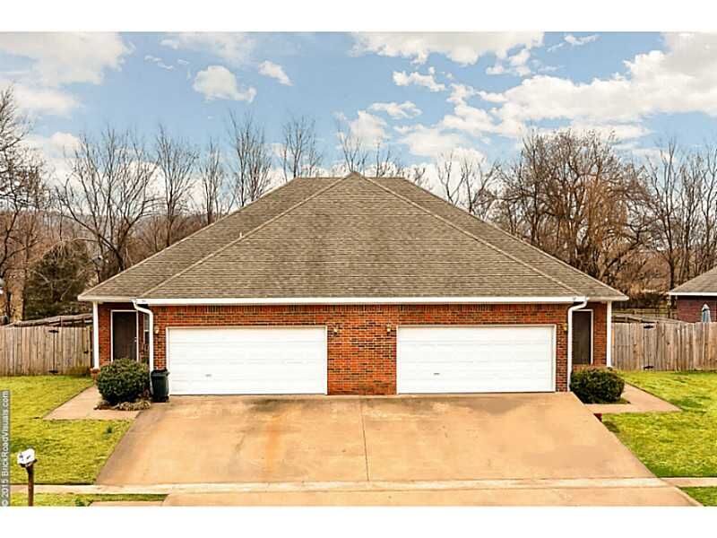 Property Photo: 35 & 37 W Dakota Trail AR 72730