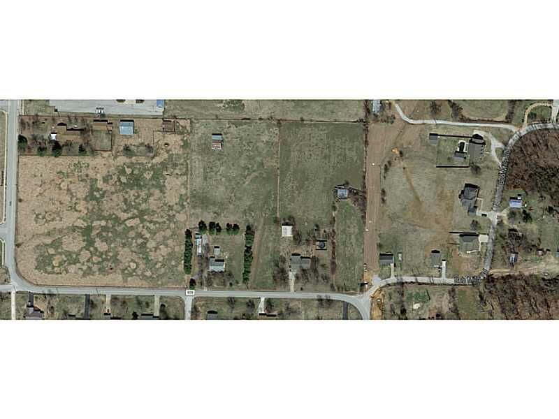 Property Photo:  56th Street  AR 72762 