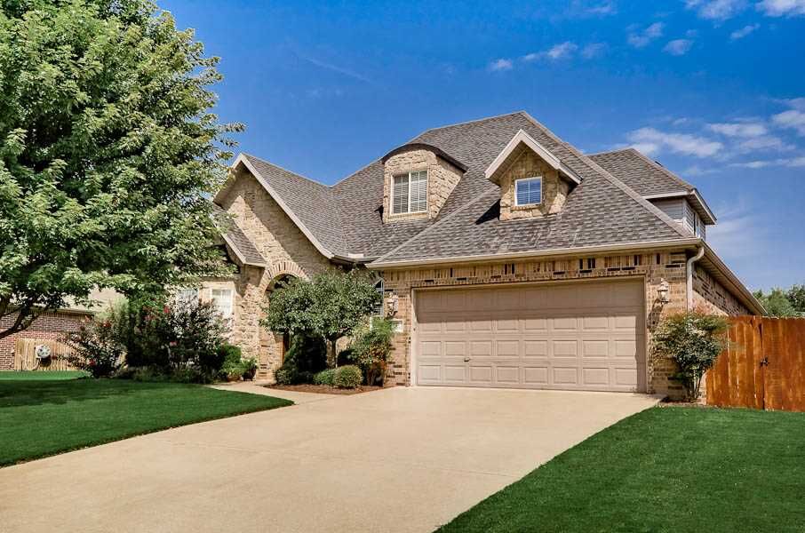 Property Photo: 5747 Cobbler Pl Place AR 72758