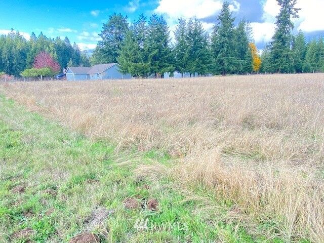 Property Photo: 425 Antrim (Lot 2) Road WA 98596