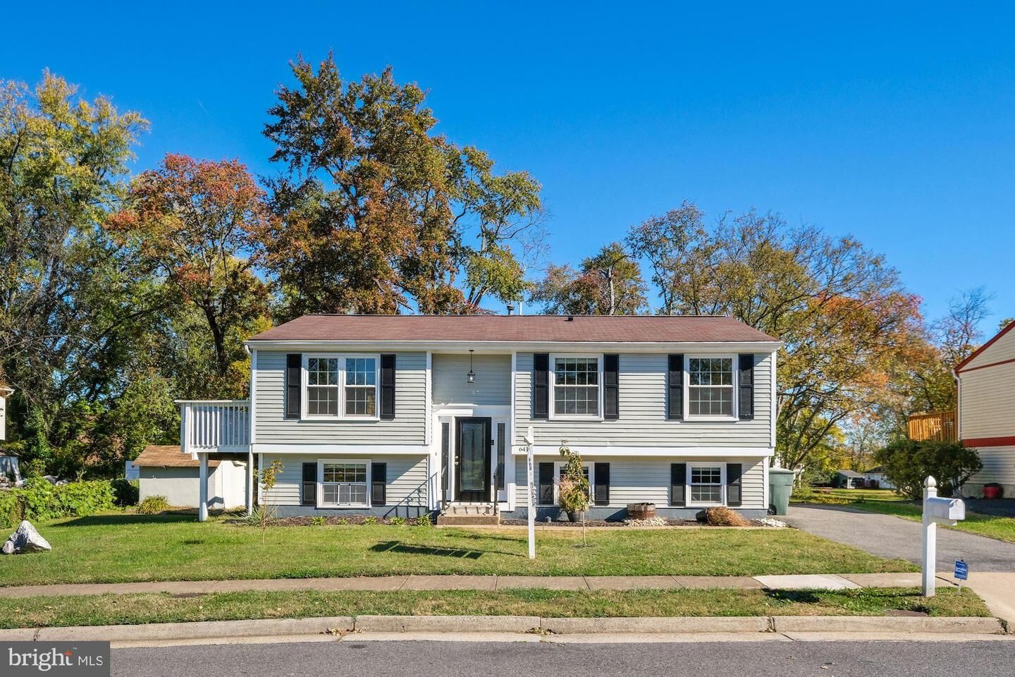 Property Photo:  6412 Holyoke Drive  VA 22003 