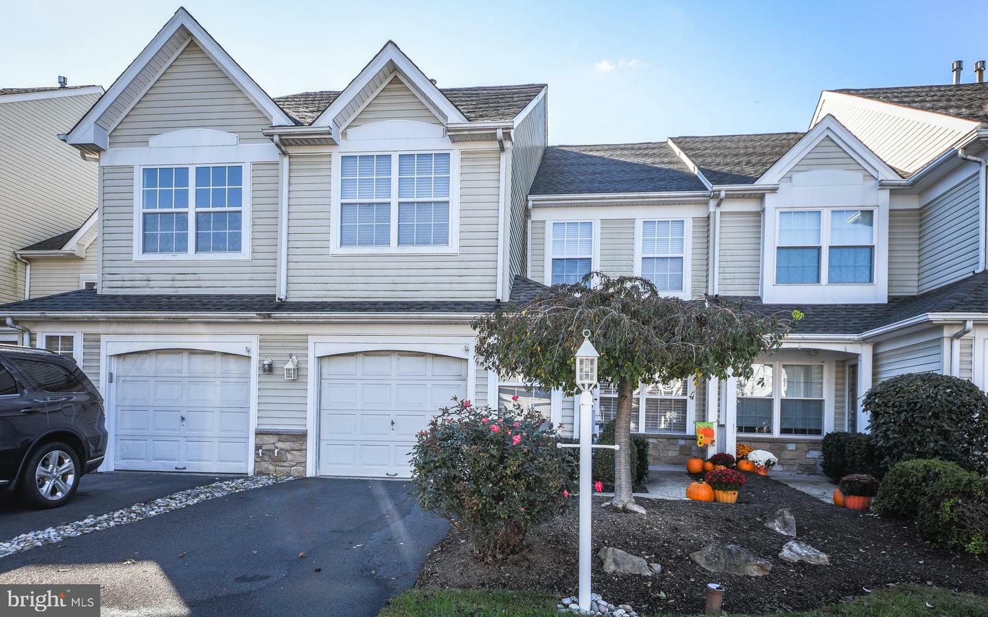 Property Photo:  1715 Rockcress Drive  PA 18929 