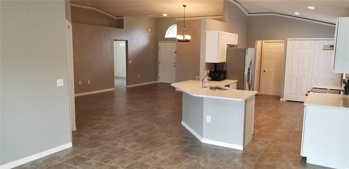 Property Photo: 16918 Cornerwood Drive FL 32820