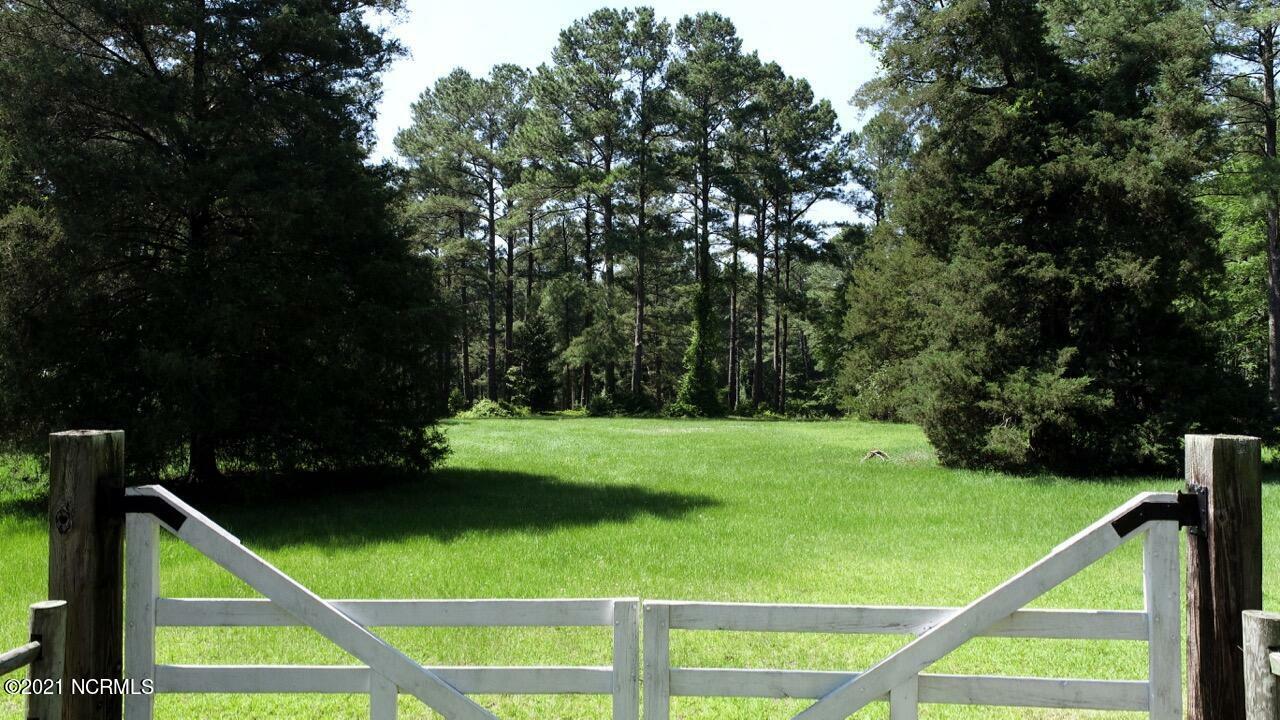 Property Photo:  2214 Youngs Road  NC 28394 