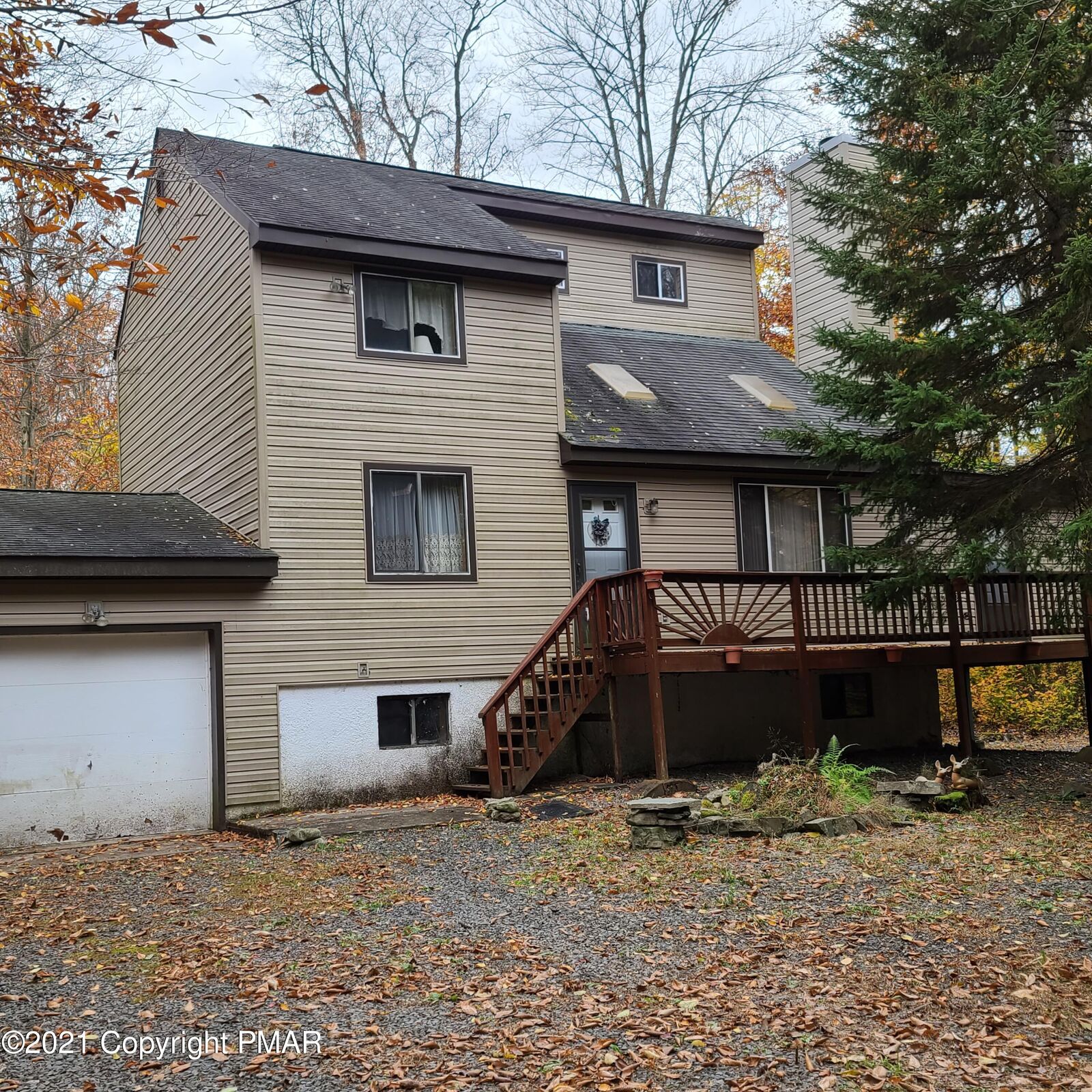 Property Photo: 198 Paxinos Drive PA 18347
