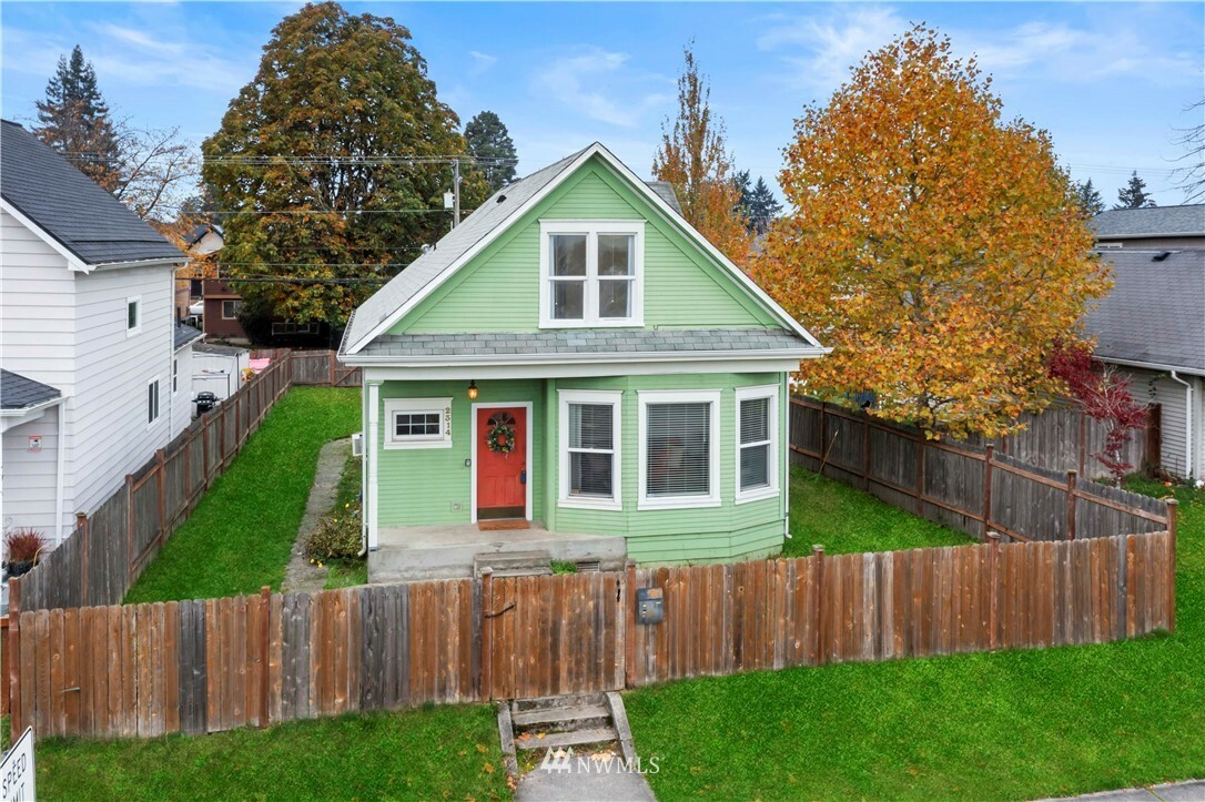 Property Photo:  2314 S J Street  WA 98405 