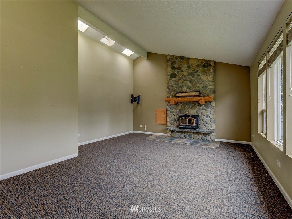 Property Photo: 25726 126th Avenue SE WA 98030