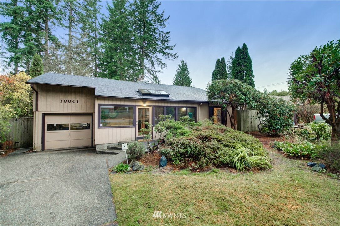 Property Photo:  13041 3rd Avenue NW  WA 98177 