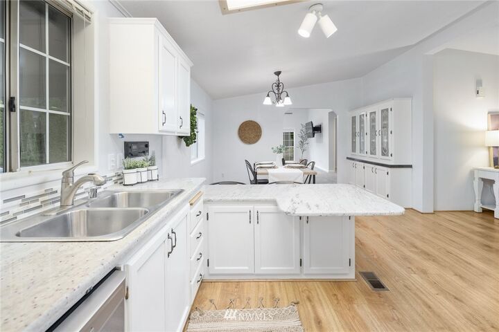 Property Photo:  2610 E Section Street 45  WA 98274 