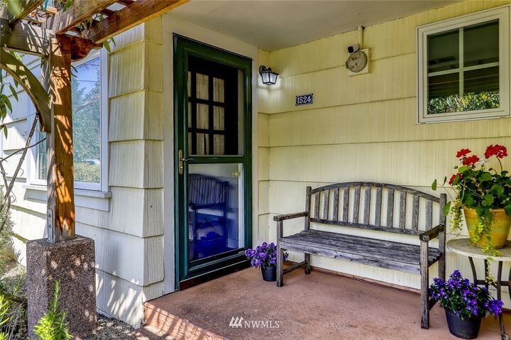 Property Photo: 1524 Sheridan Street WA 98368