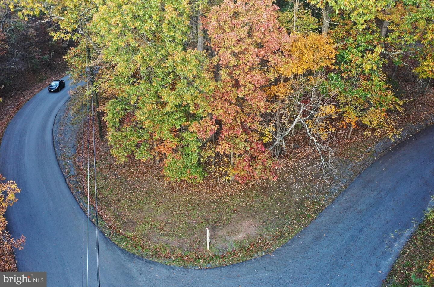 Property Photo: 202 Laurel Drive VA 22625