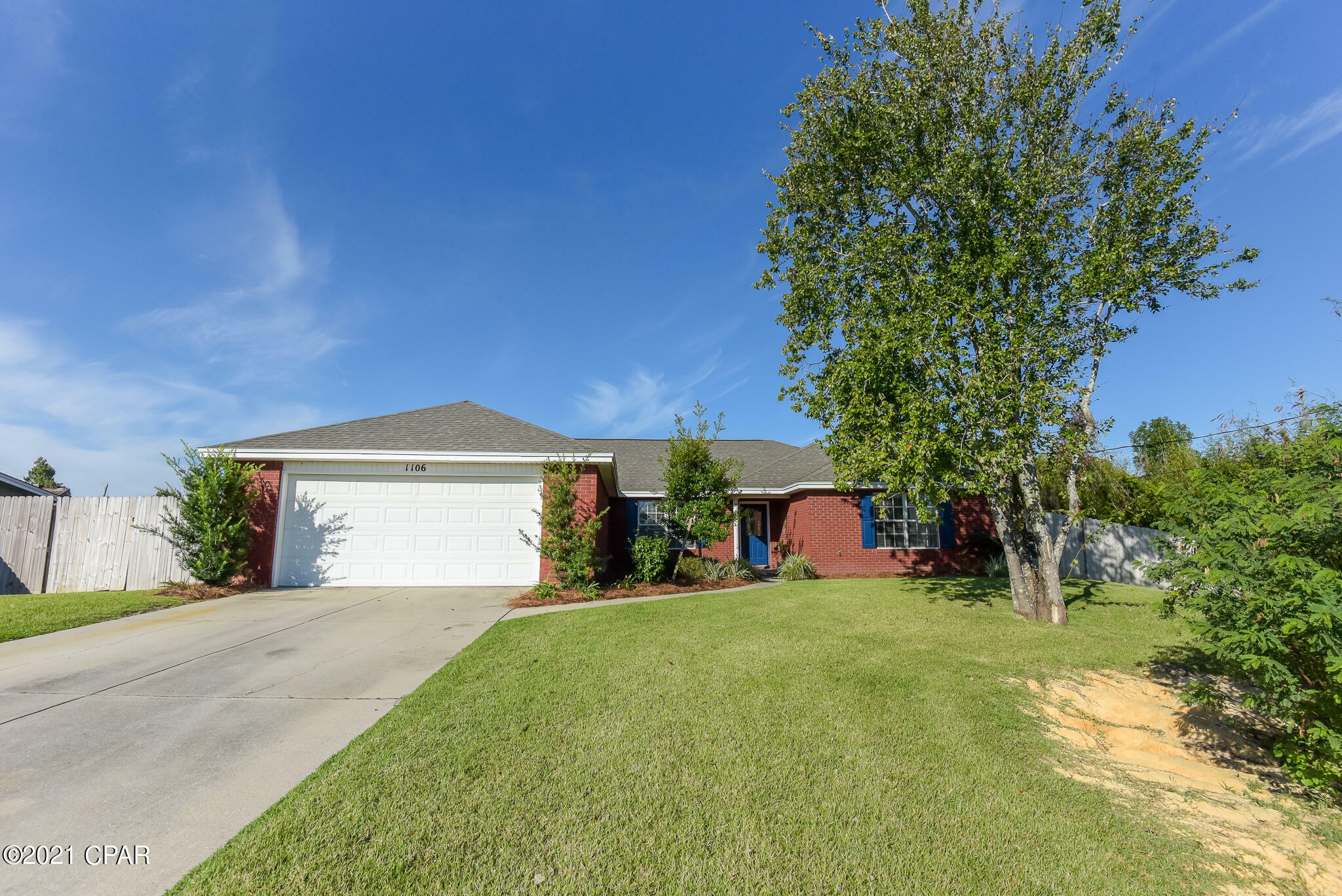 Property Photo: 1106 New Hampshire Avenue FL 32444