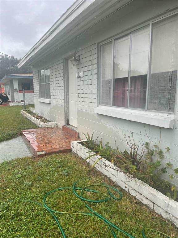 Property Photo:  1903 Ernest St  FL 34741 