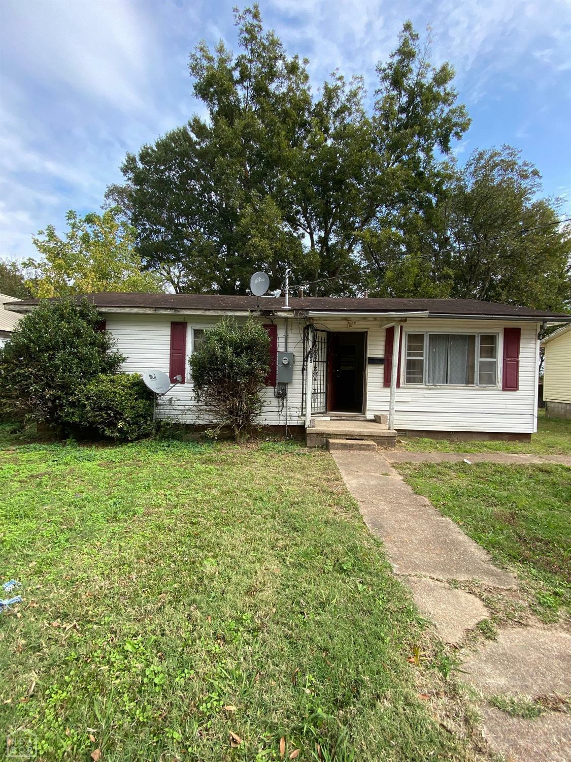 Property Photo: 505 E Poplar Street AR 72476
