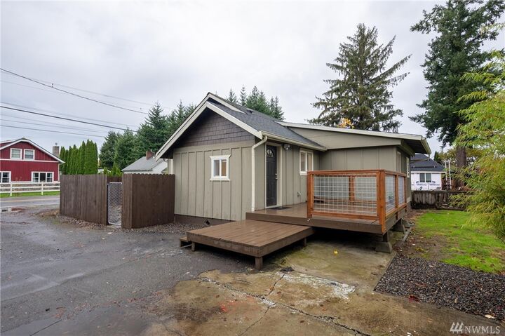 Property Photo:  5942 Lawrence Rd  WA 98247 